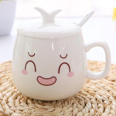Ceramic mug with lid, white finish, smiling face with curved eyes and rosy cheeks