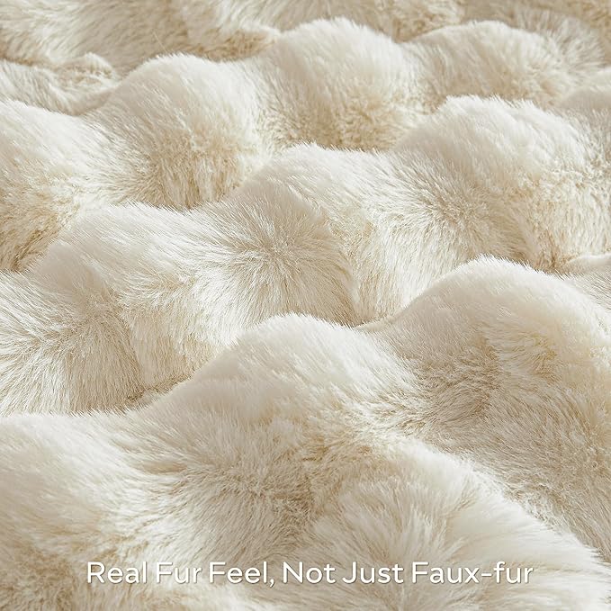 Cream Faux Fur Queen Blanket – 90"x90" | 750GSM Wavy Bubble Texture | Pure Luxury Plush Throw for Bed, Sofa & Chaise Lounge
