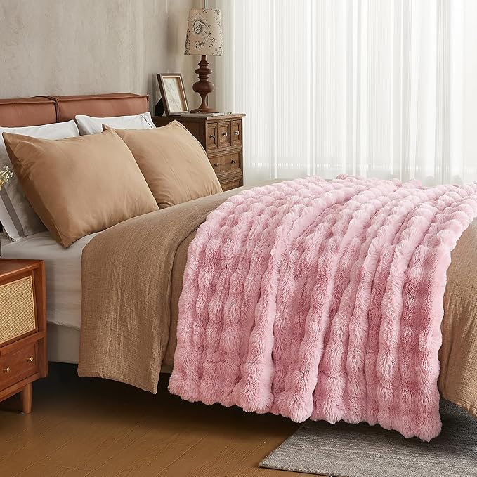 Pink Faux Fur Queen Blanket – 90"x90" | 750GSM Wavy Bubble Texture | Opulent Plush Throw for Bed, Sofa & Chaise Lounge