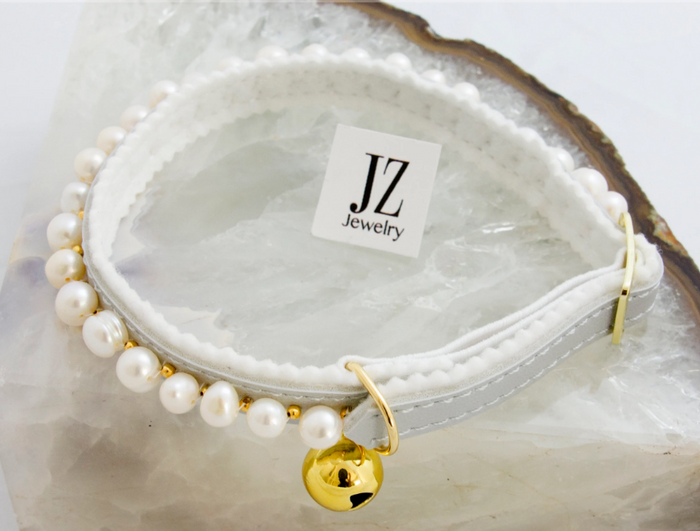 Cat collar with hand-strung faux pearls and gold charm detail