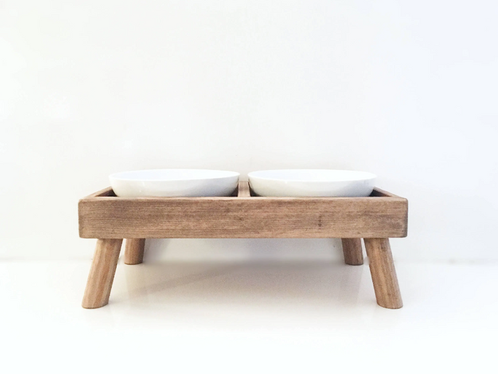 The Rise Elevated Ceramic Feeding Station