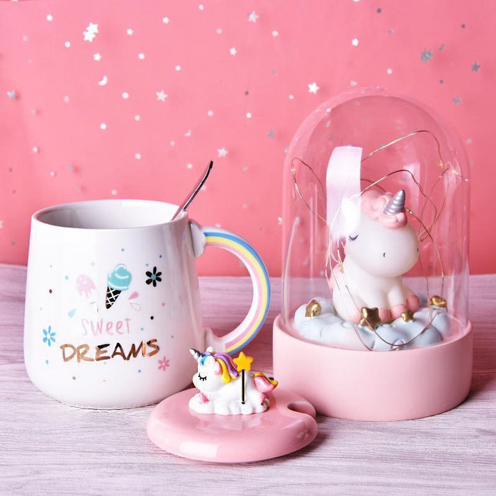 Unicorn mug with pink lid and spoon, white cup with rainbow handle and sweet dreams design
